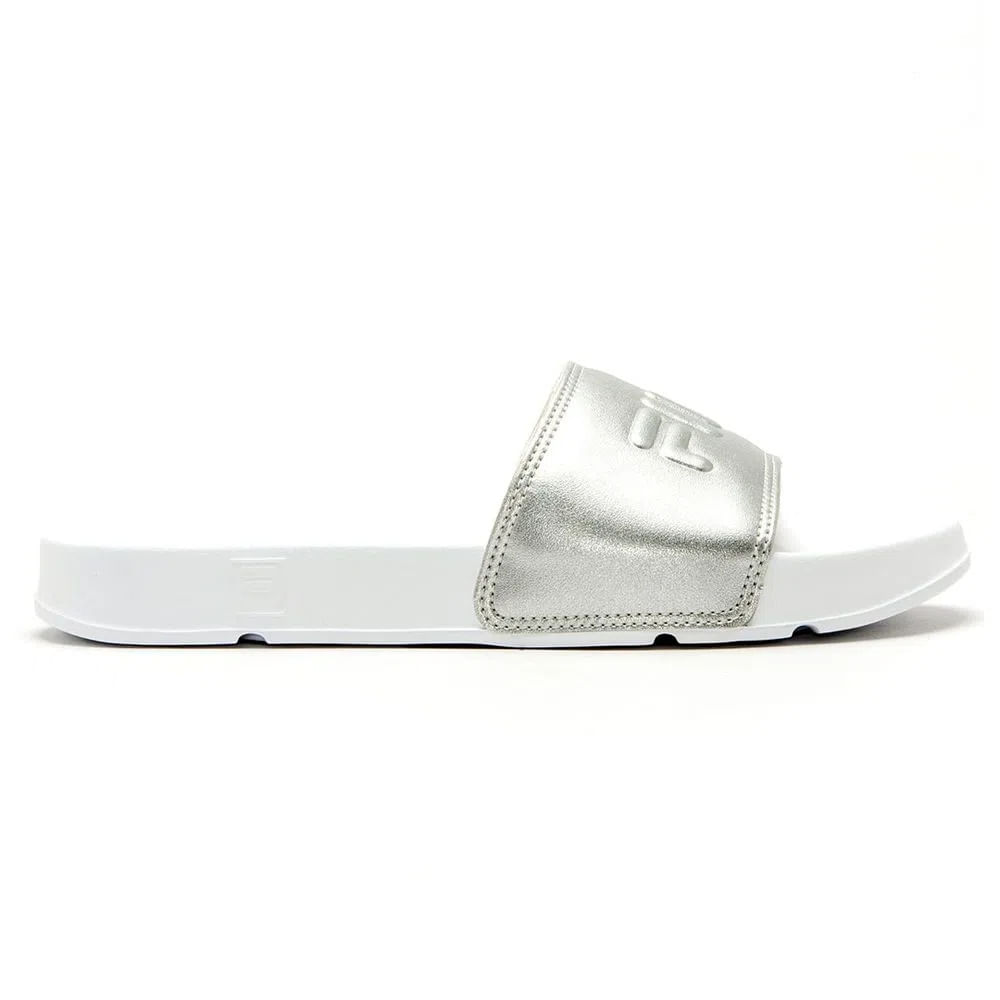 Marathon Deportes - Presentamos las zapatillas Fila Invictus para mujer  color blanco con flúo. Diseño con sobreposición de materiales y de diseño  de lifestyle y deportivo. Desconstructivo, refleja diferentes materiales  reciclados y